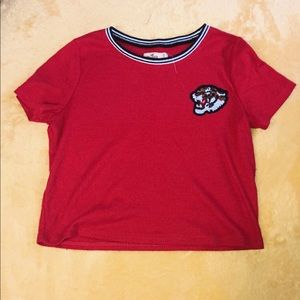 Red cropped waffle textured tee
